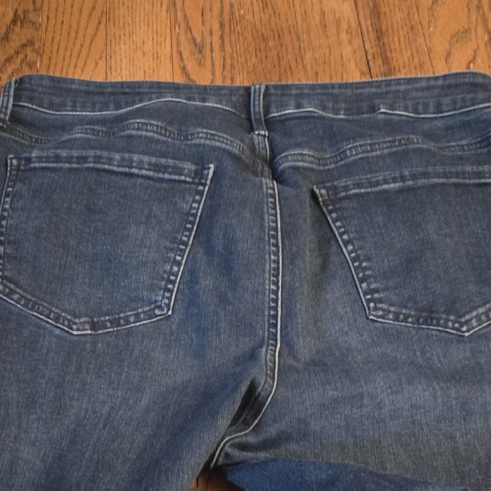 NYDJ Dark Blue Jeans - Picture 5 of 9